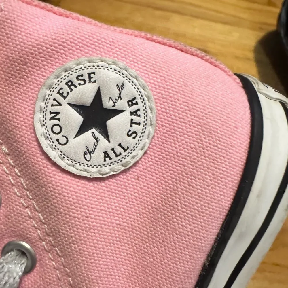 Converse Kids Sneakers in Pink and White for toddler